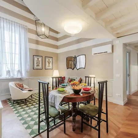 Villa Elegant In The Centre Of *